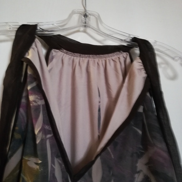 Top - Picture 4 of 4